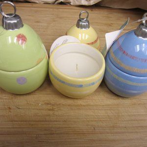 Vintage/NWT Egg Ceramic candle picture holders